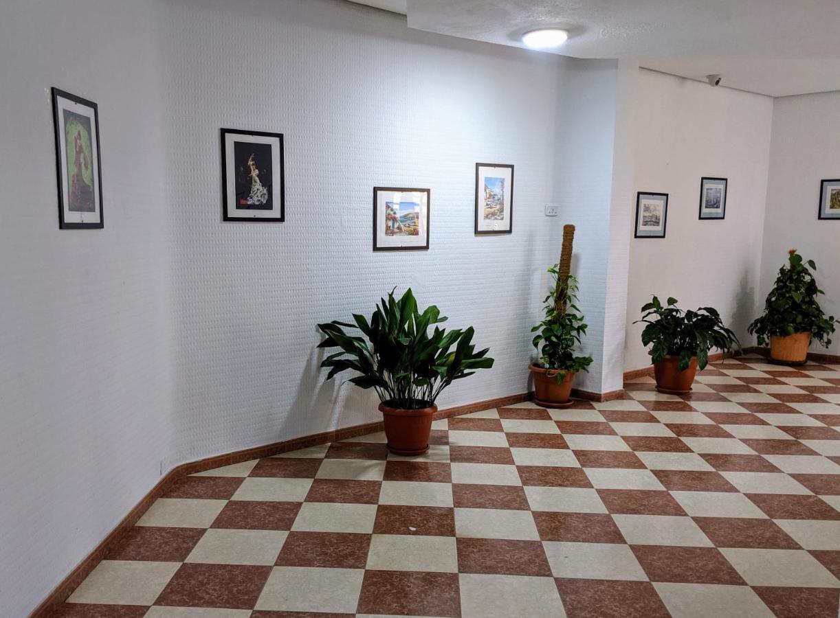 Home Away In The Heart Of Town Torremolinos Esterno foto